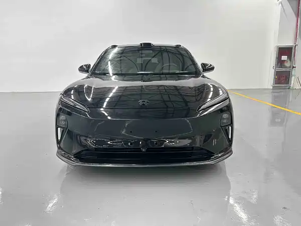 NIO ET5T 2025