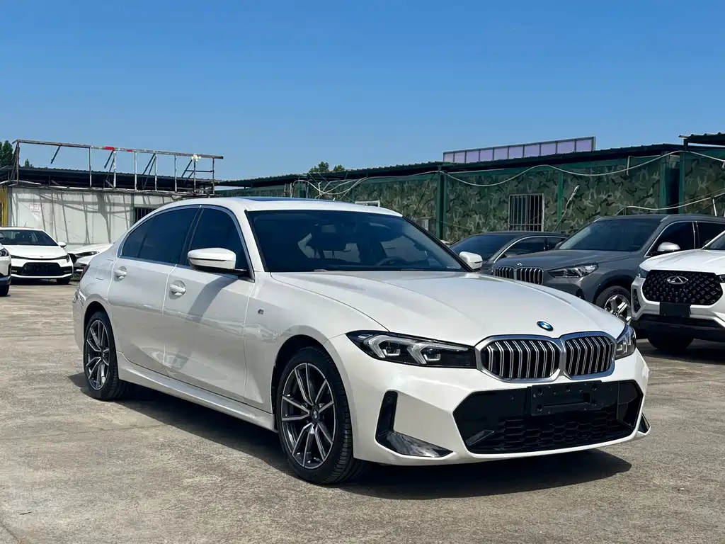 BMW 3 Series 2023