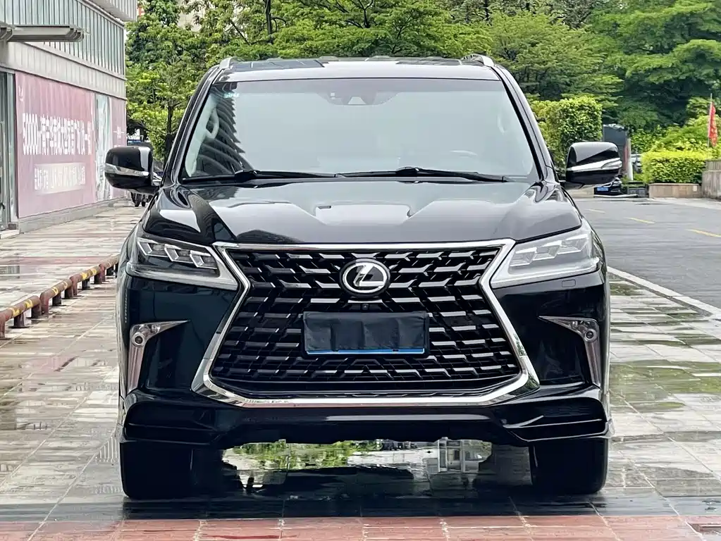 Lexus LX 2017 — фото 2