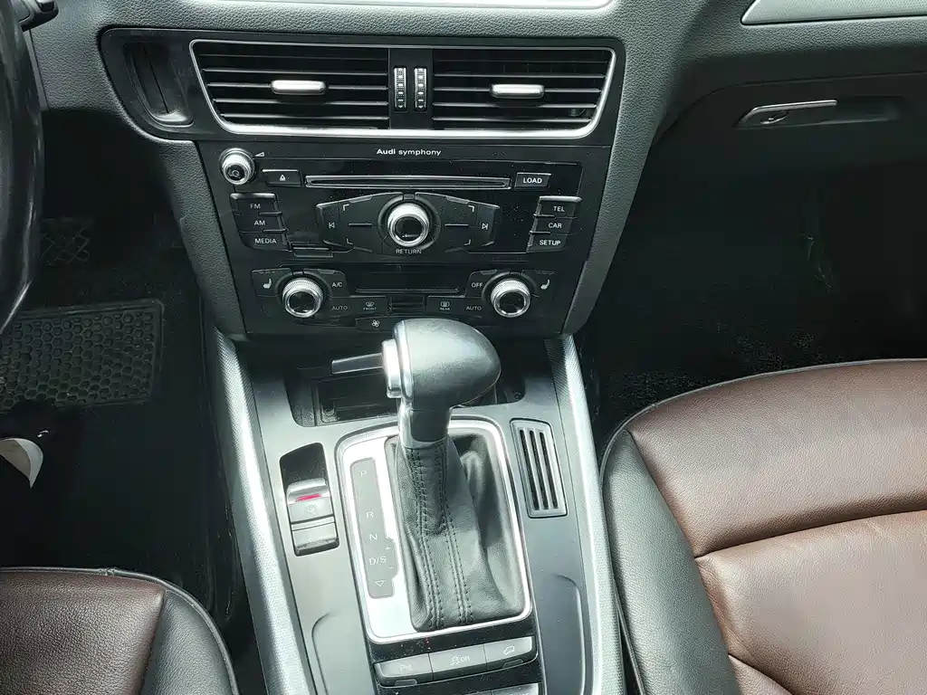 Audi Q5 2016 — фото 10