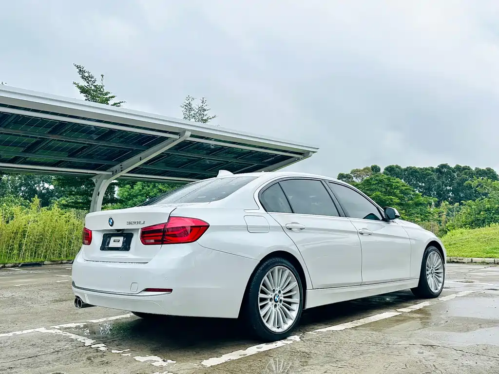 BMW 3 Series 2018