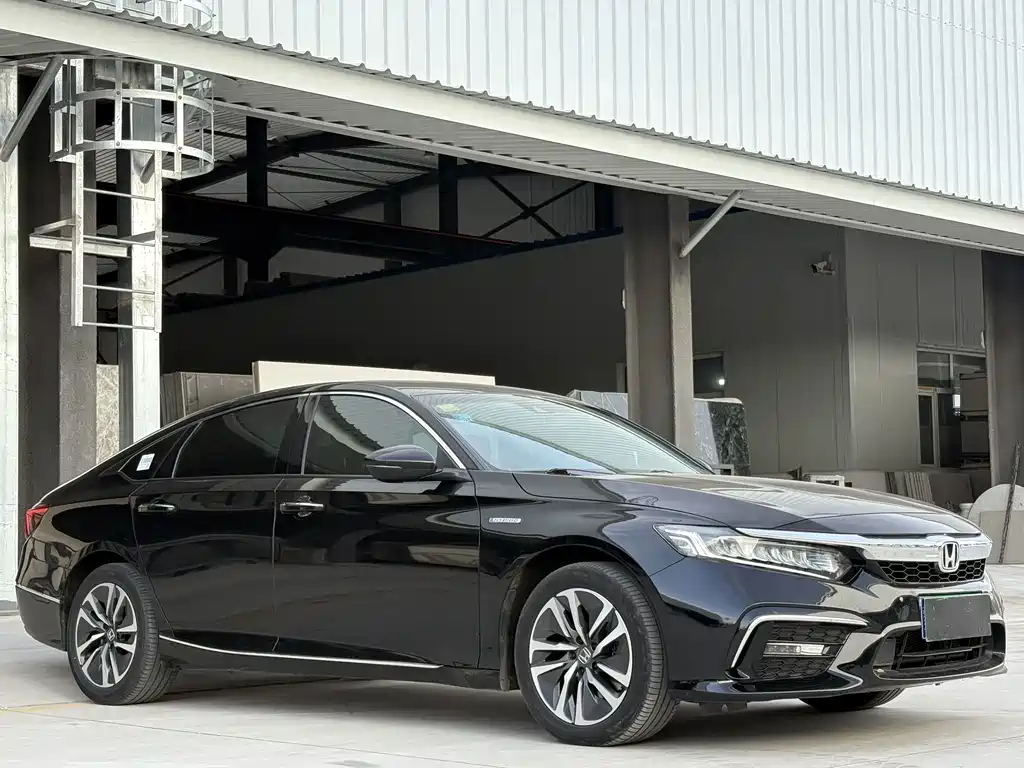 Honda Inspire 2020 — фото 3