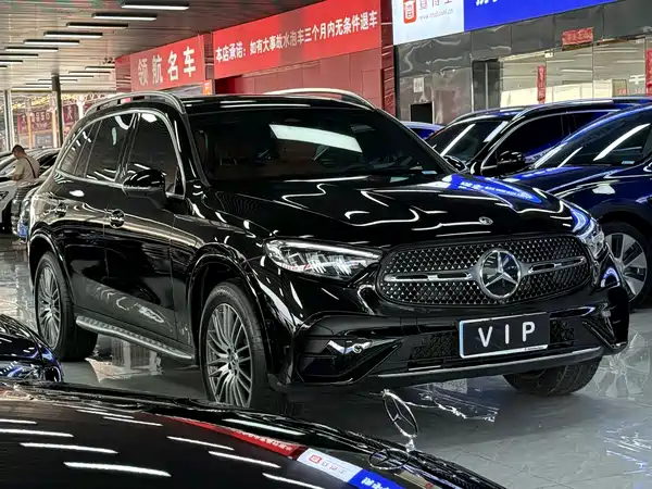 Mercedes-Benz GLC 2025