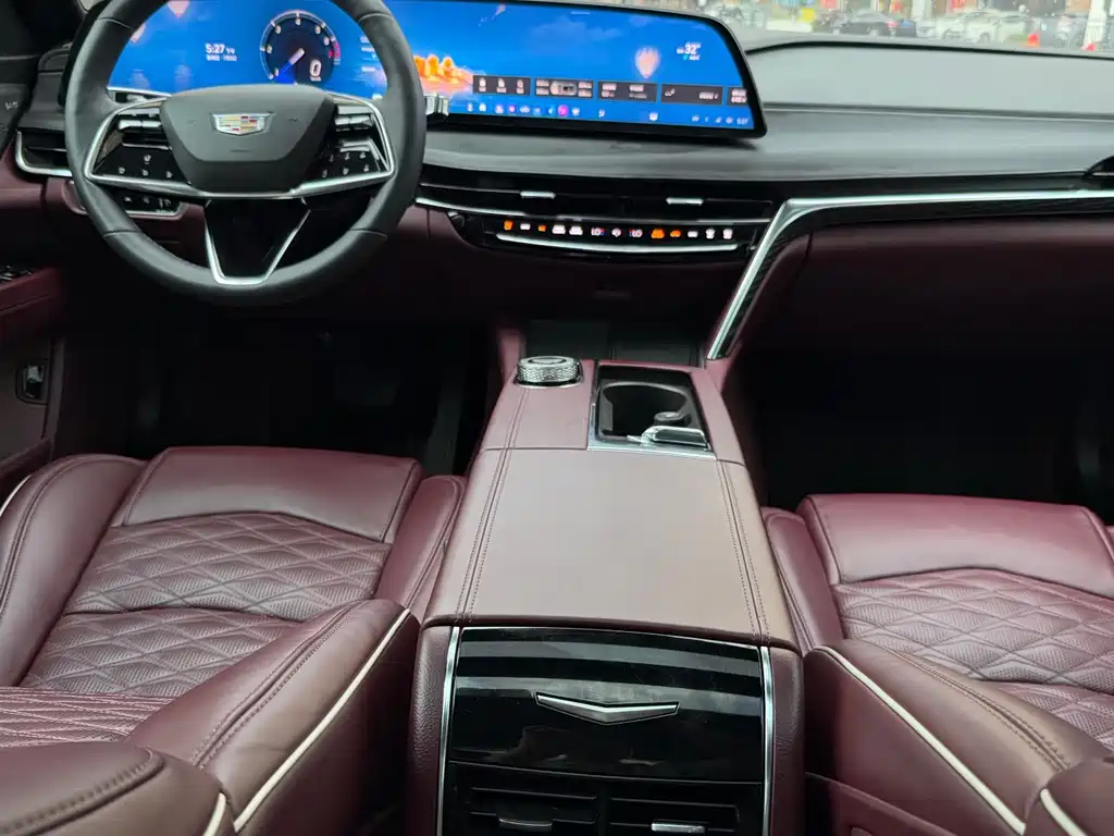 Cadillac CT6 2024 — фото 35