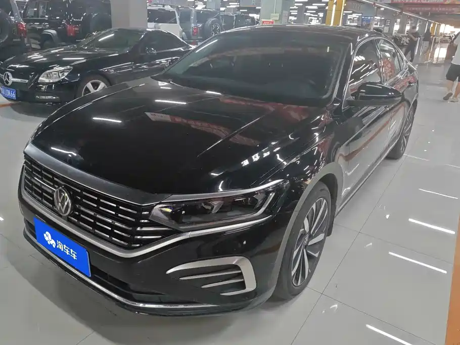 Volkswagen Passat 2024