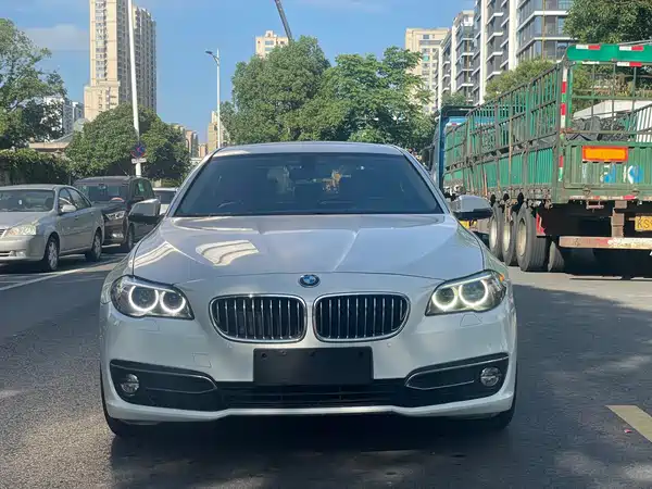 BMW 5 Series 2017