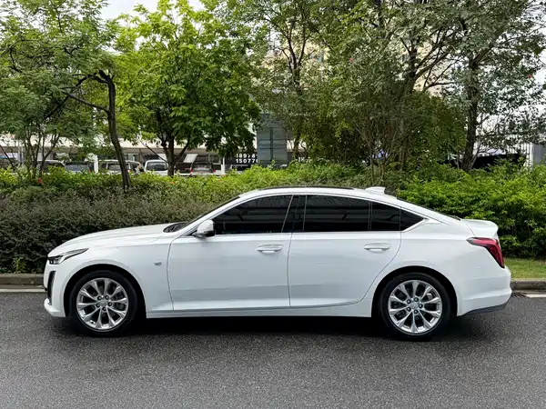 Cadillac CT5 2022