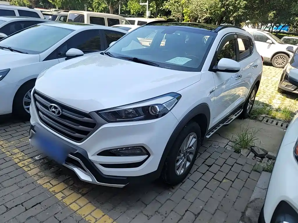 Hyundai Tucson 2017 — фото 2