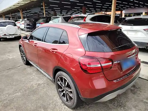 Mercedes-Benz GLA 2017