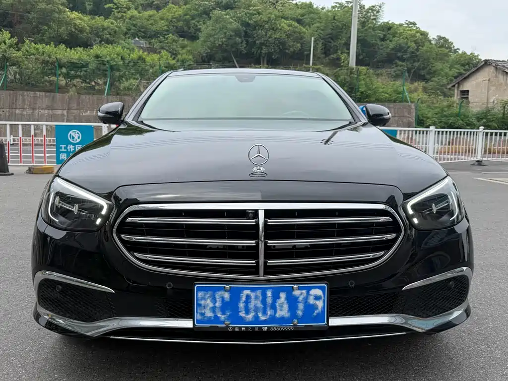 Mercedes-Benz E-Class 2023 — фото 3
