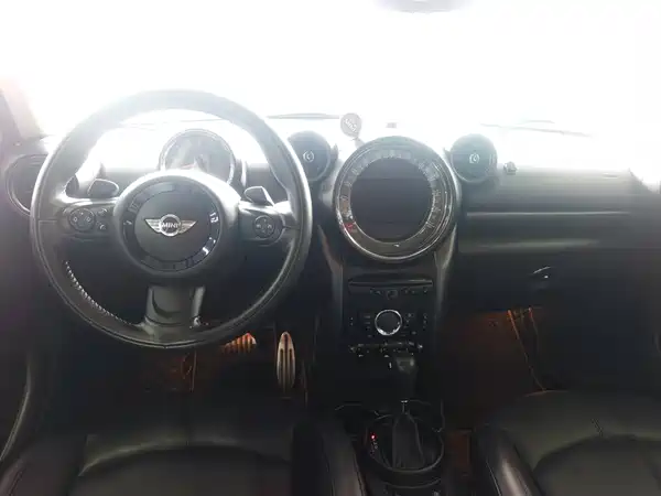 MINI Countryman 2016