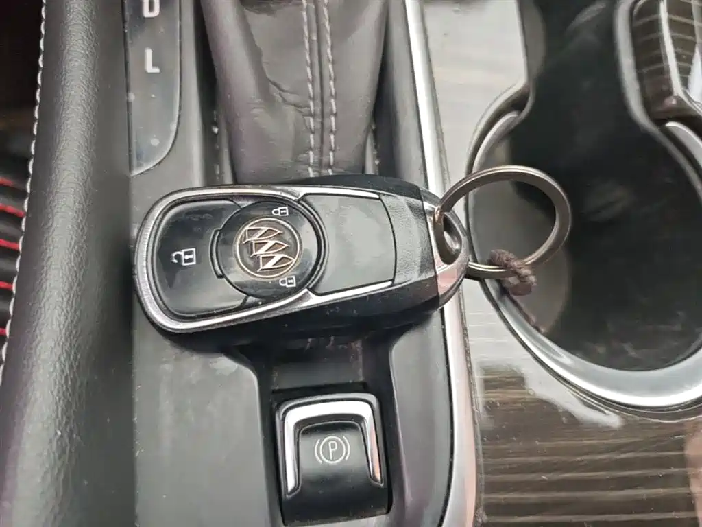 Buick Envision Plus 2020 — фото 9