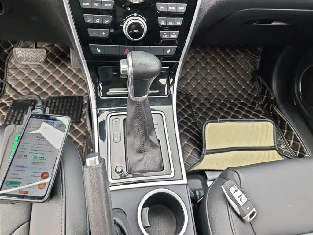 Haval H2 2015 — фото 14