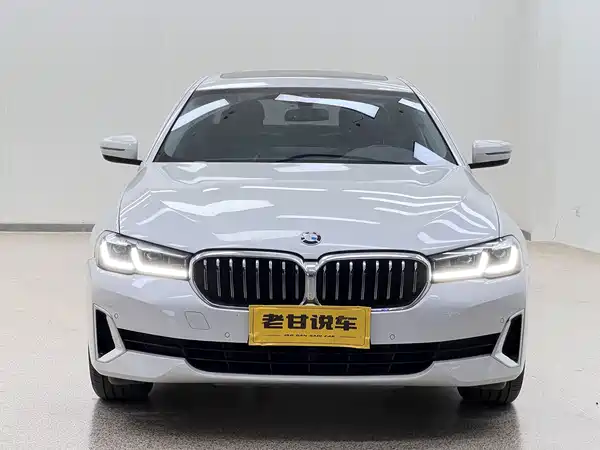 BMW 5 Series 2022