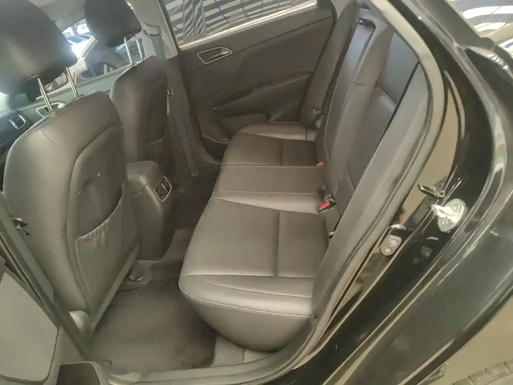 Hyundai Mistra 2015 — фото 17