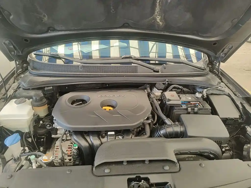 Hyundai Mistra 2015 — фото 20