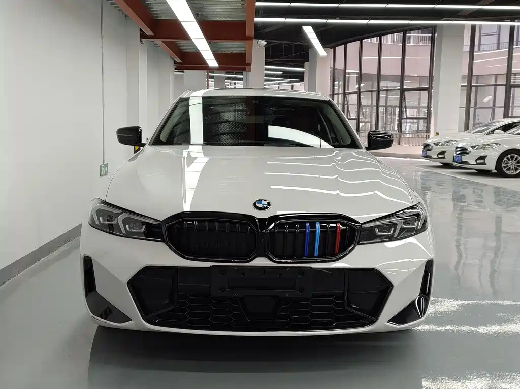 BMW 3 Series 2025