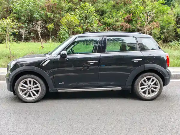 MINI Countryman 2016