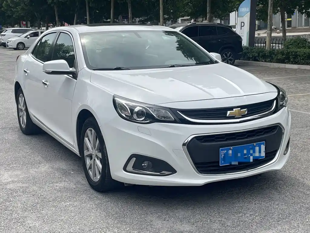Chevrolet Malibu 2018 — фото 3