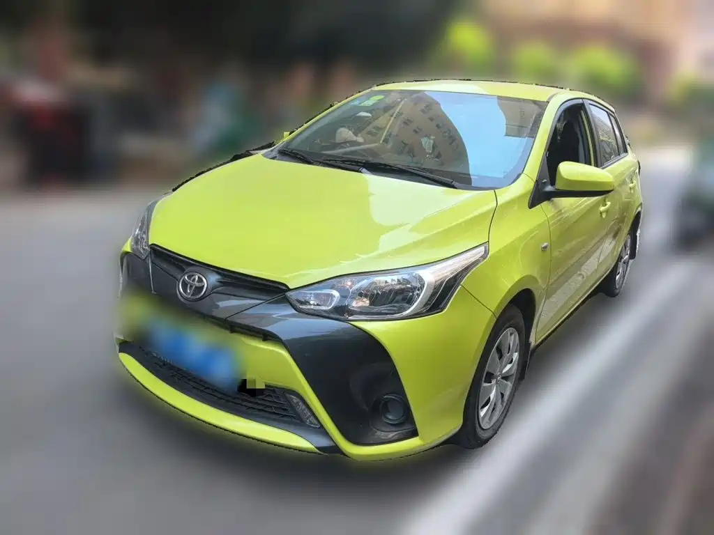 Toyota Yaris L 2016 — фото 1