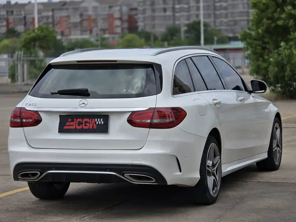 Mercedes-Benz C-Class 2019 — фото 14