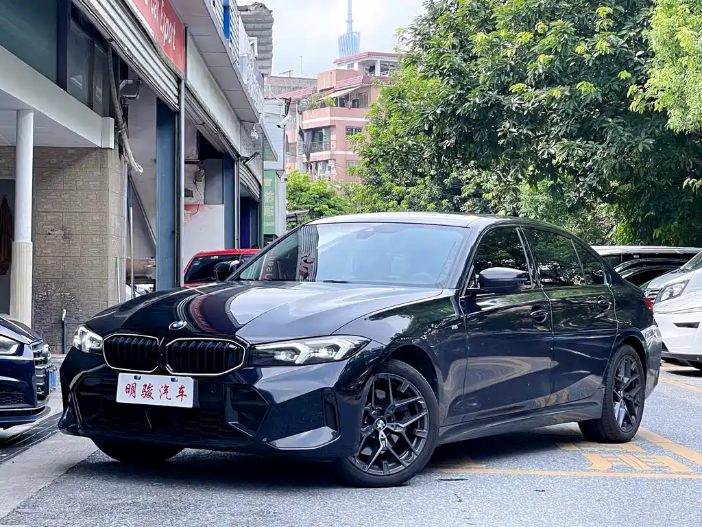 BMW 3 Series 2025