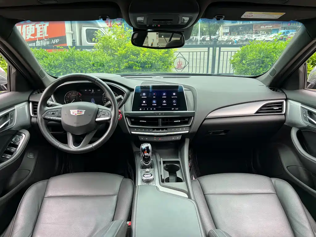 Cadillac CT5 2022 — фото 10