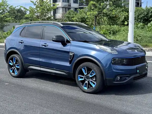 Lynk & Co 01 2019