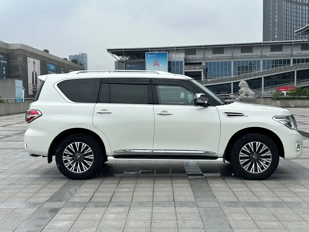 Nissan Patrol 2019 — фото 4