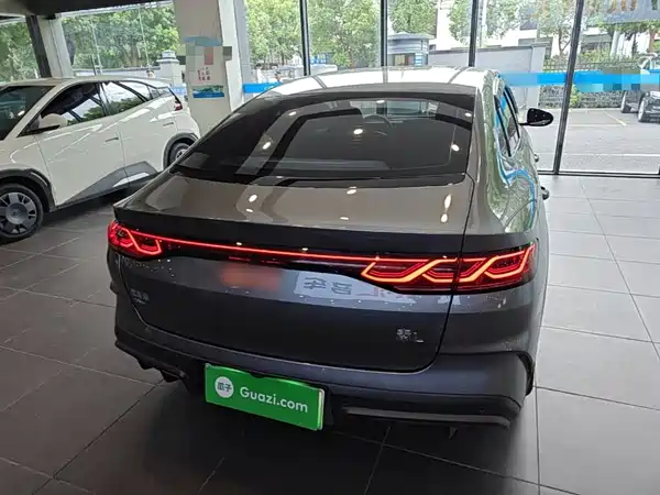 BYD Qin L 2024