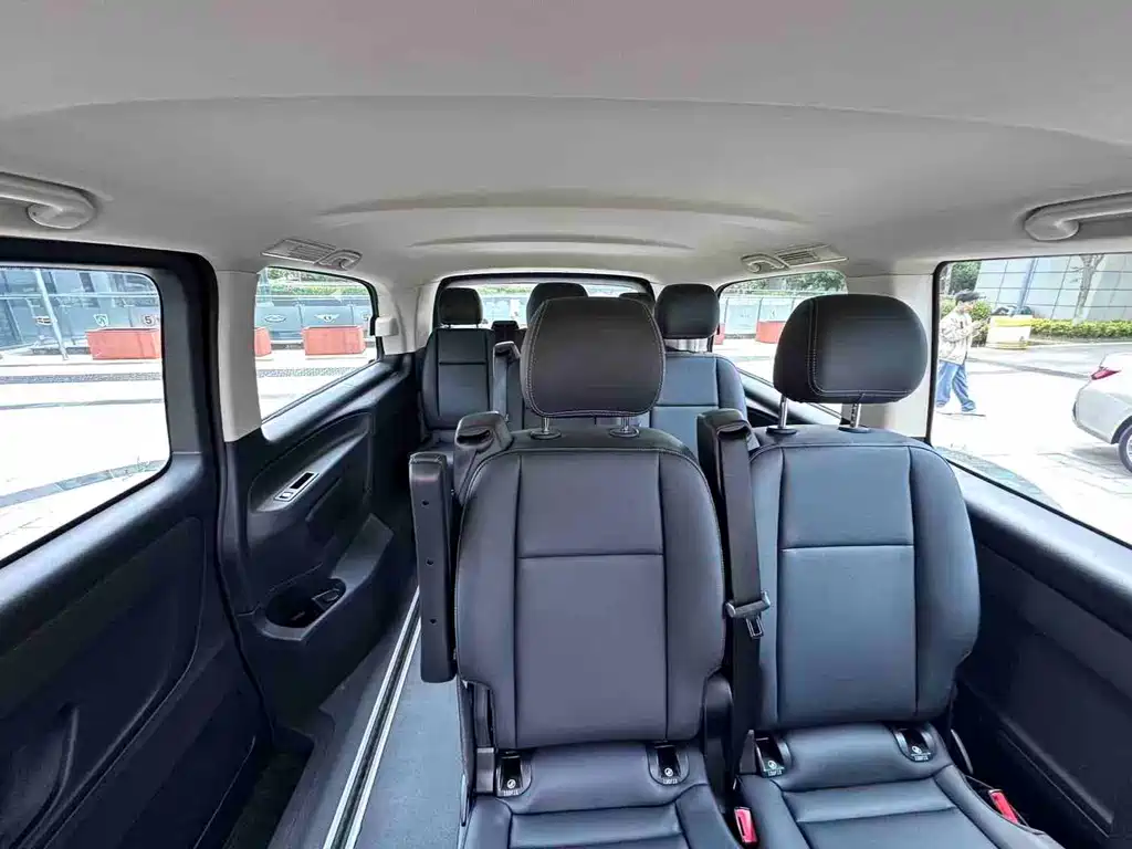 Mercedes-Benz Vito 2023 — фото 19
