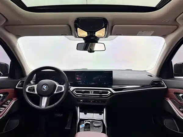 BMW i3 2023