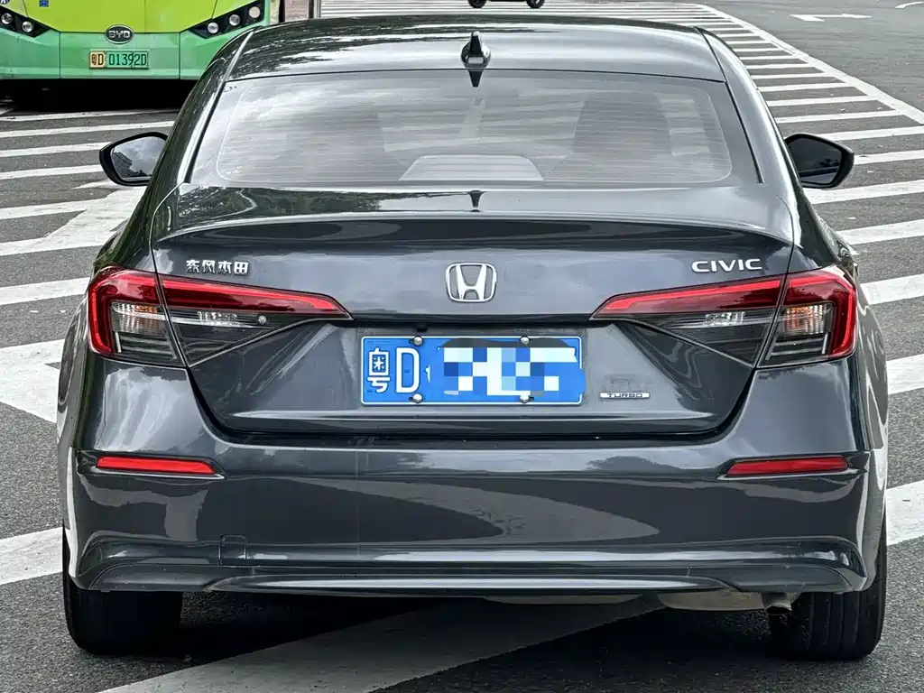 Honda Civic 2022 — фото 8