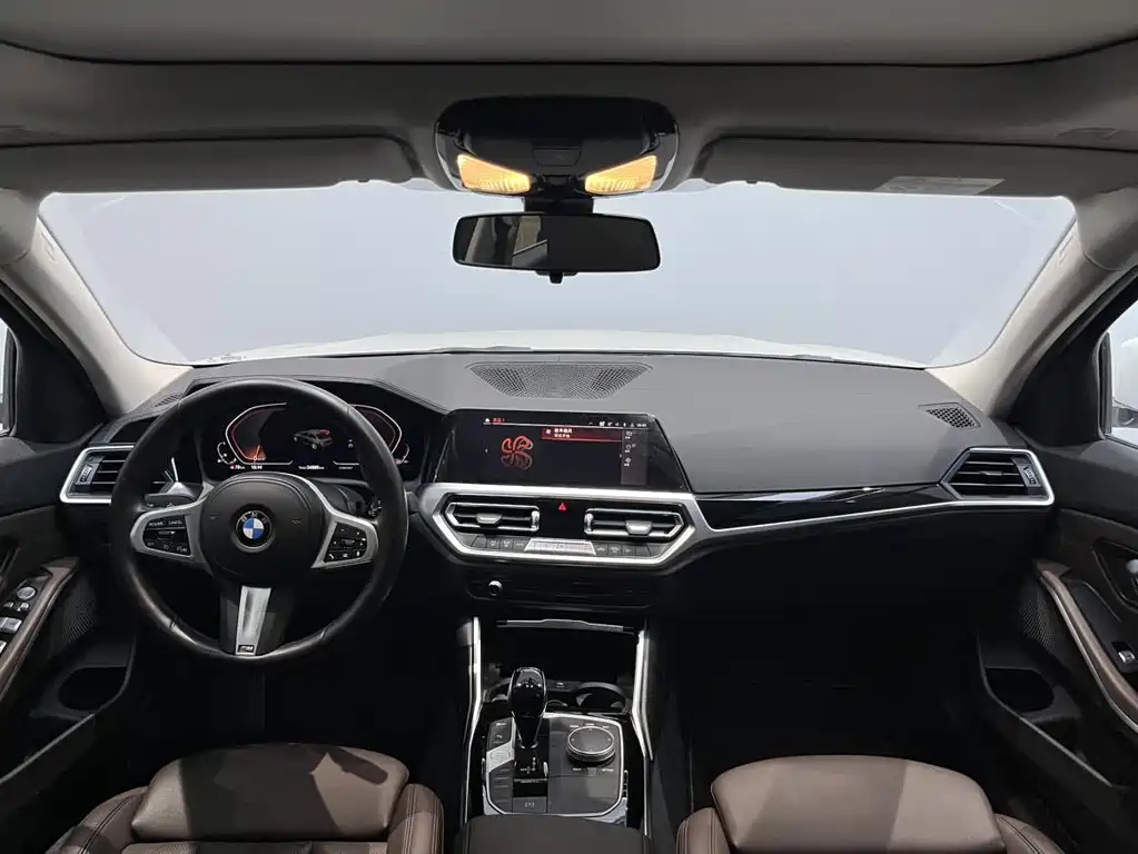 BMW 3 Series 2022 — фото 16