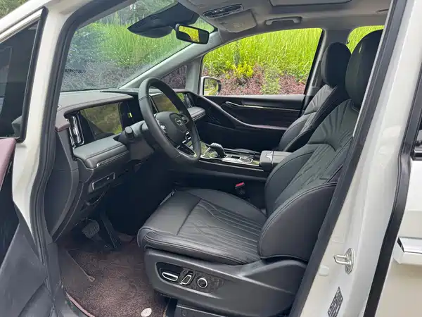 GAC Trumpchi M8 2025