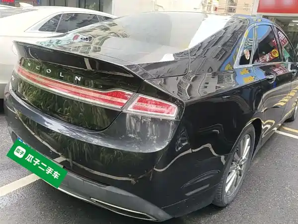 Lincoln MKZ 2020