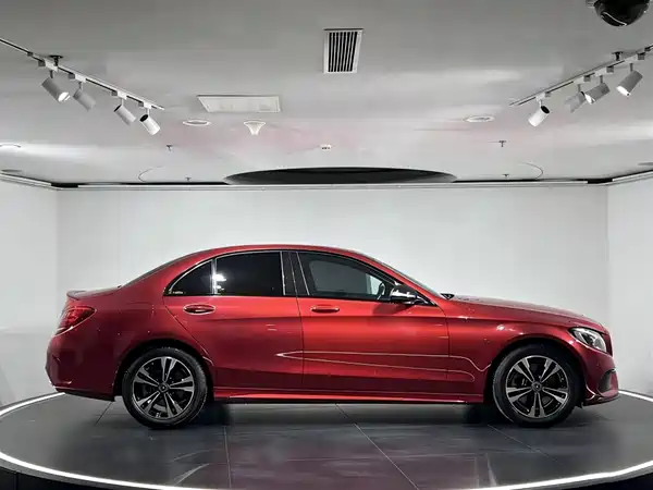 Mercedes-Benz C-Class 2018