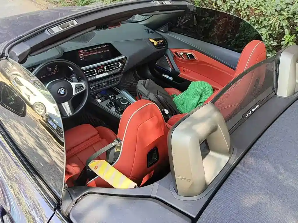 BMW Z4 2024 — фото 8