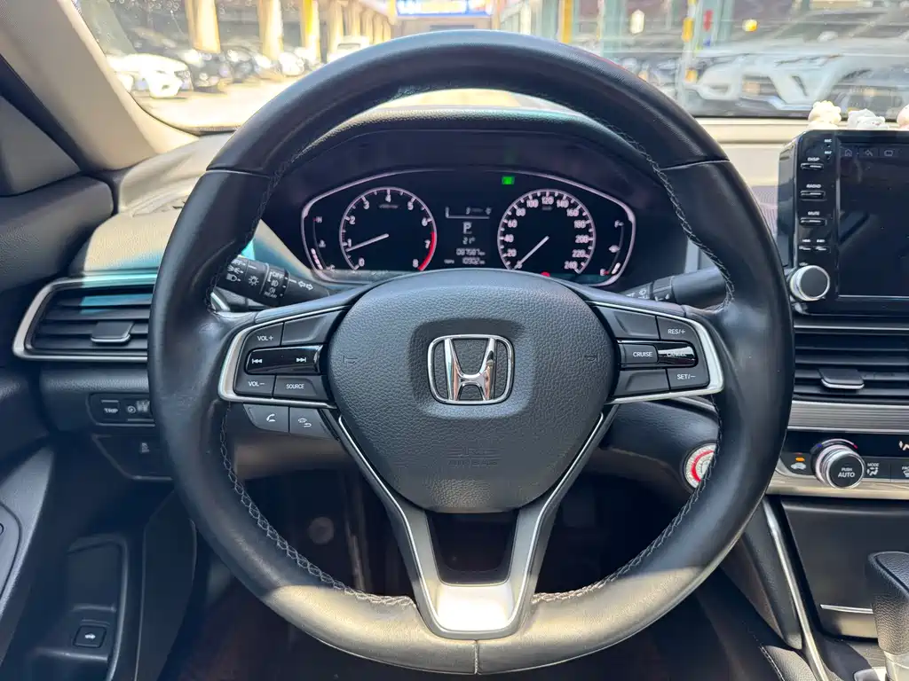 Honda Accord 2021 — фото 11