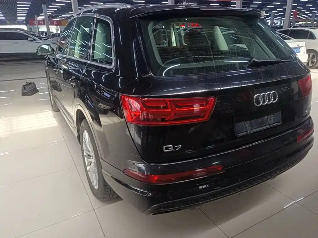 Audi Q7 2017