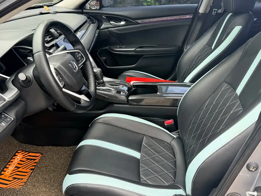 Honda Civic 2017 — фото 12