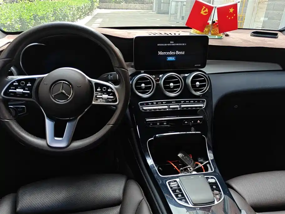 Mercedes-Benz GLC 2021 — фото 12