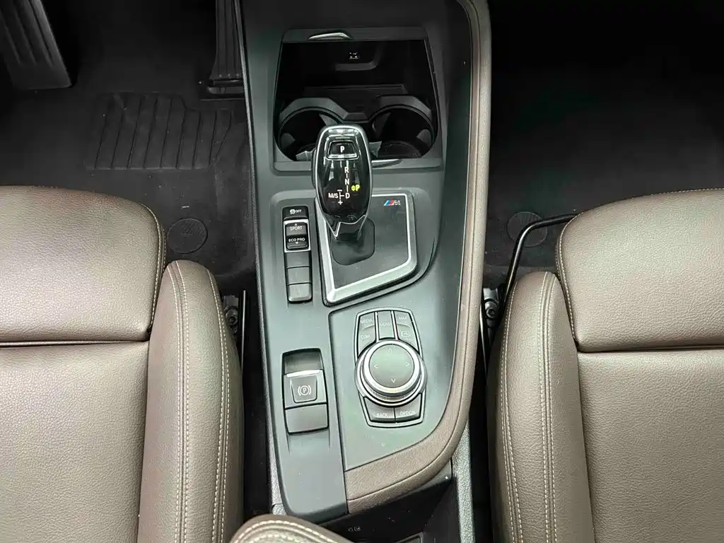 BMW X1 2022 — фото 6