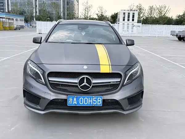 Mercedes-Benz GLA AMG 2015
