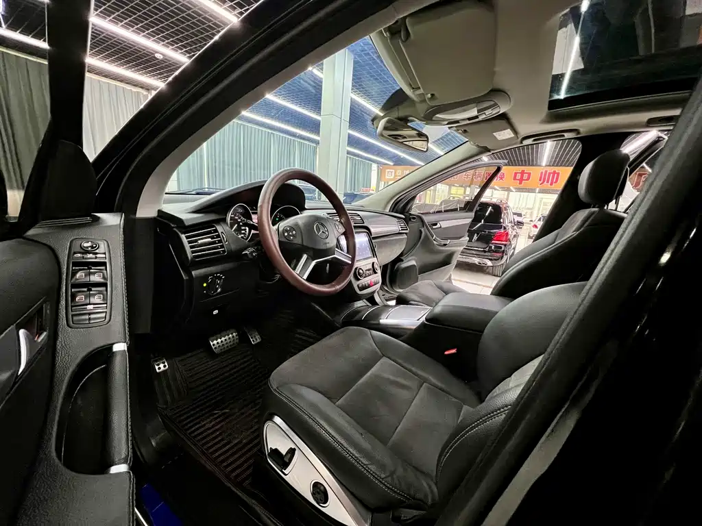 Mercedes-Benz R-Class 2015 — фото 10