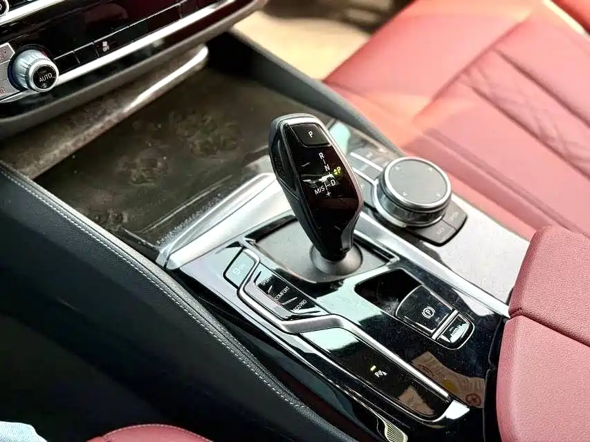 BMW 5 Series 2023