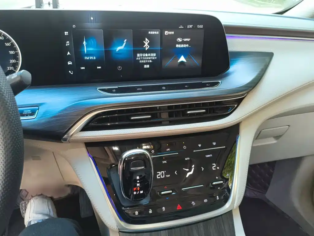 Buick GL8 2021