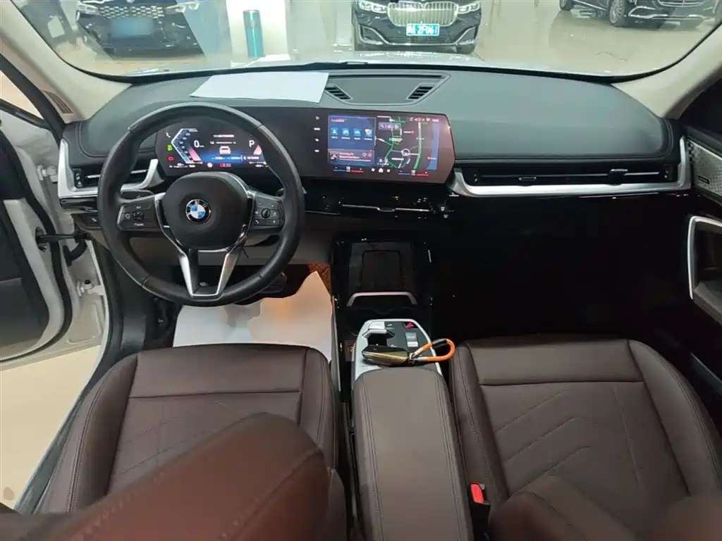 BMW X1 2024 — фото 9