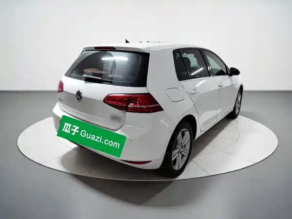 Volkswagen Golf 2016