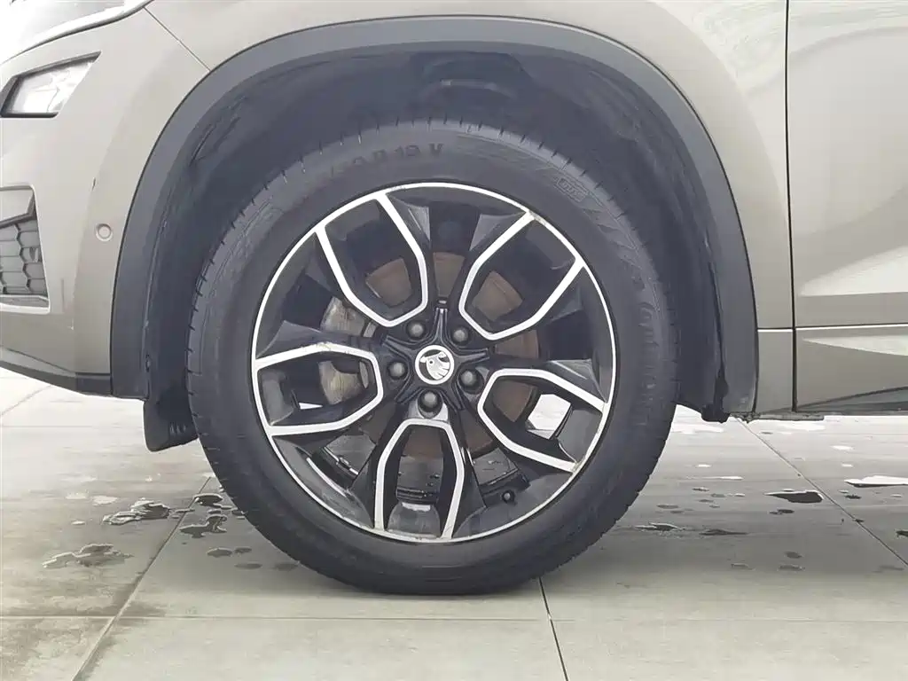 Skoda Kodiaq GT 2019 — фото 17